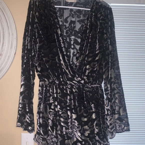 Altar’d State romper - Picture 1 of 3